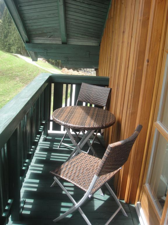 Ferienwohnung Haus Lehen Sankt Koloman Szoba fotó